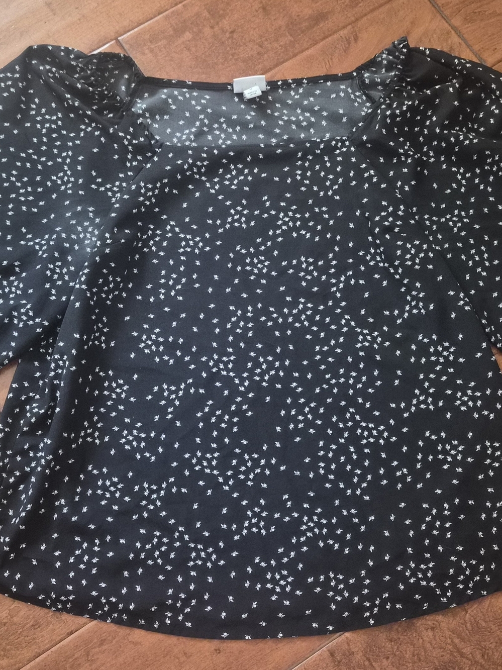 Black Printed Women's Short-Sleeve Blouse
